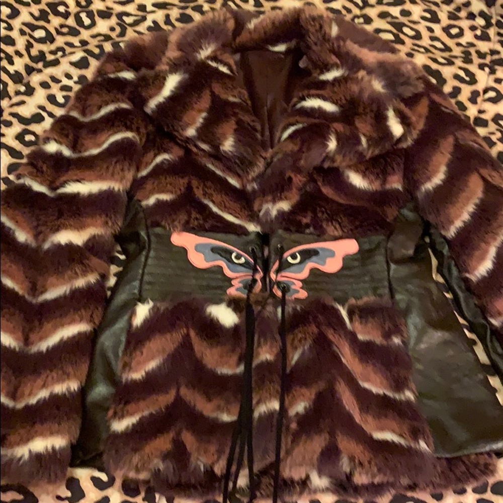 Stunning Gorgeous 70’s Fur Butterfly 🦋 Coat